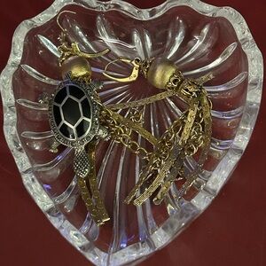 Cute little heart-shaped glass trinket dish for dresser